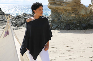 WOMEN'S SWEATERS AND JACKETS